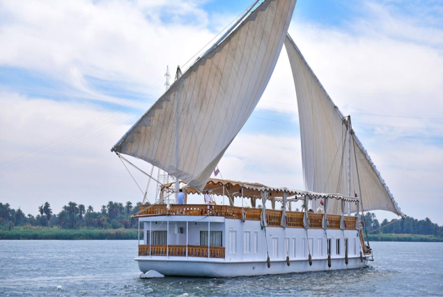 5 Nights Dahabiya Luxor Aswan Luxor